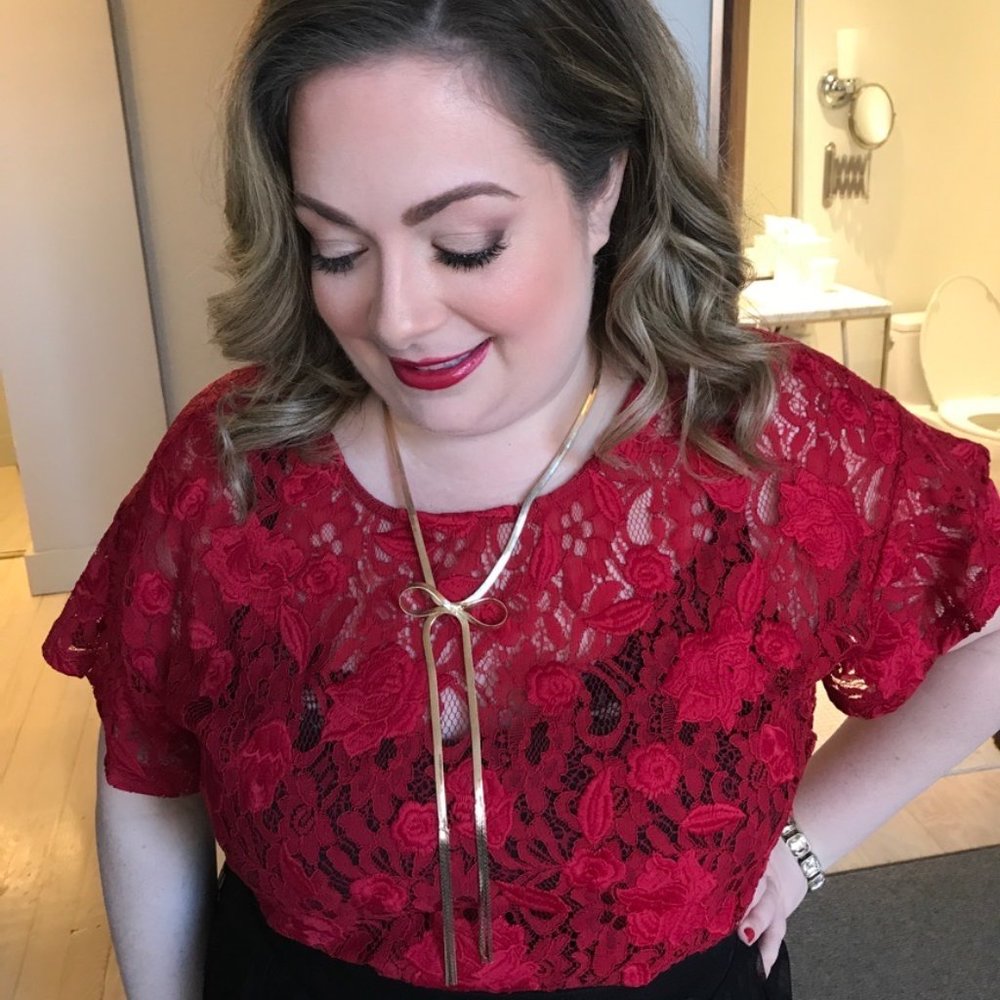 Who What Wear Short Sleeve Red Lace Top